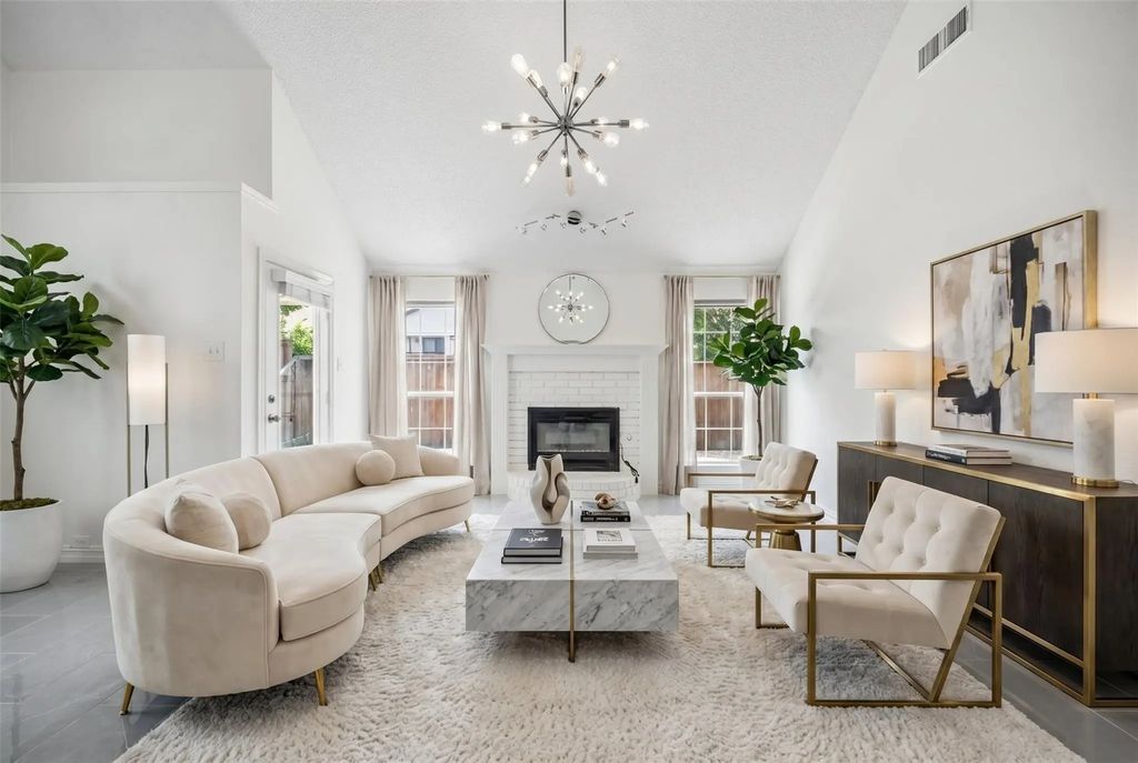 3219 Renaissance Drive, Dallas