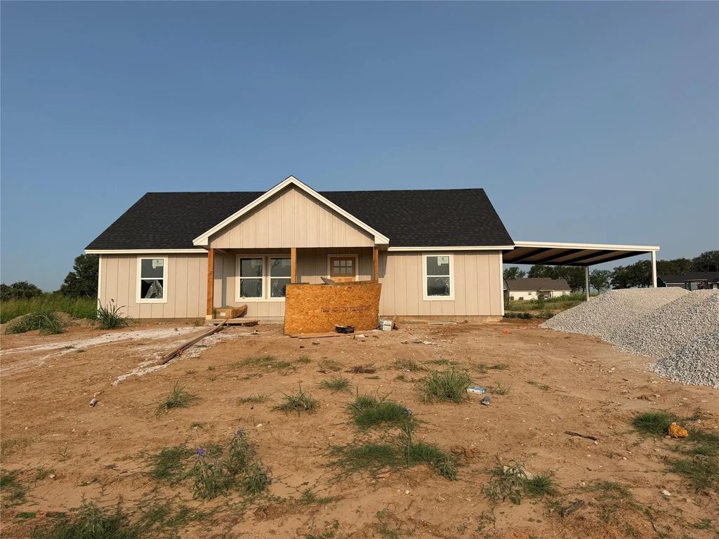 1017 Virgil Court, Springtown