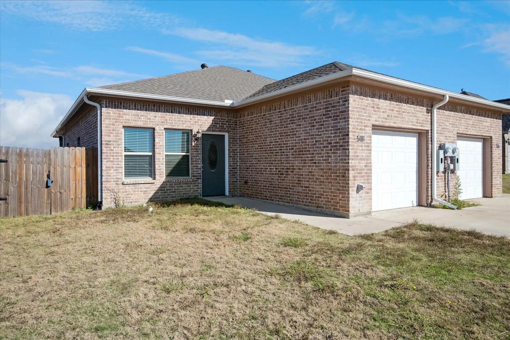 516-518 Wood Drive, Gunter