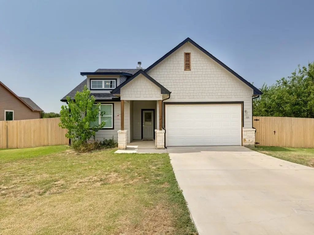 310 Oakwood Avenue, Jacksboro