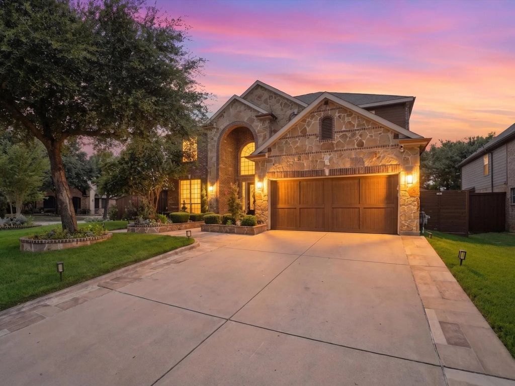 6708 Natures Way, Dallas