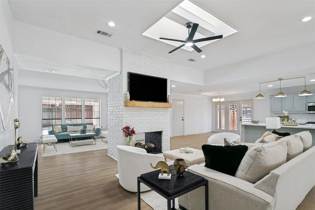 3300 Anchor Drive, Plano