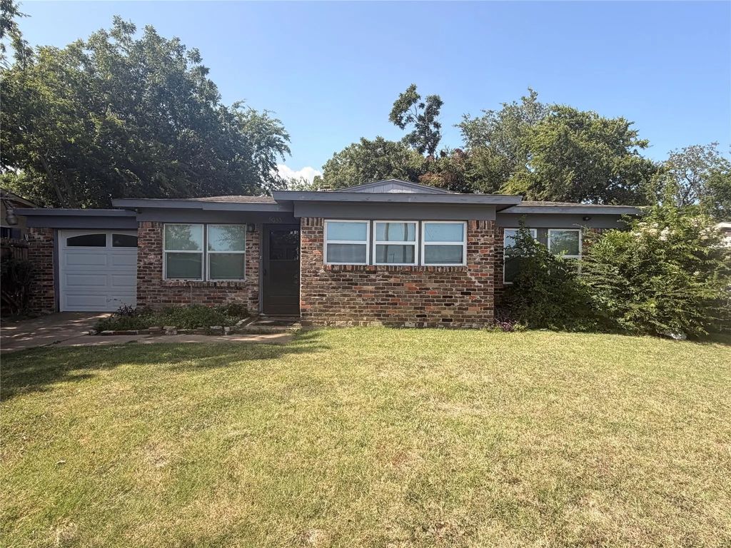 6033 Ramey Avenue, Fort Worth