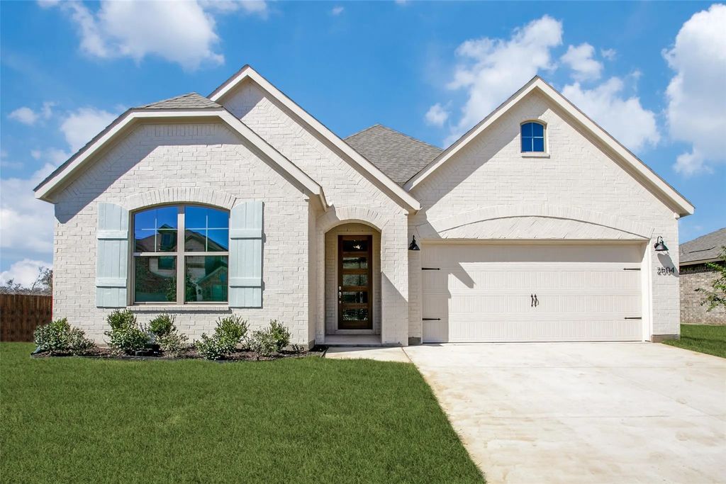 2504 Glasgow Way, Denton