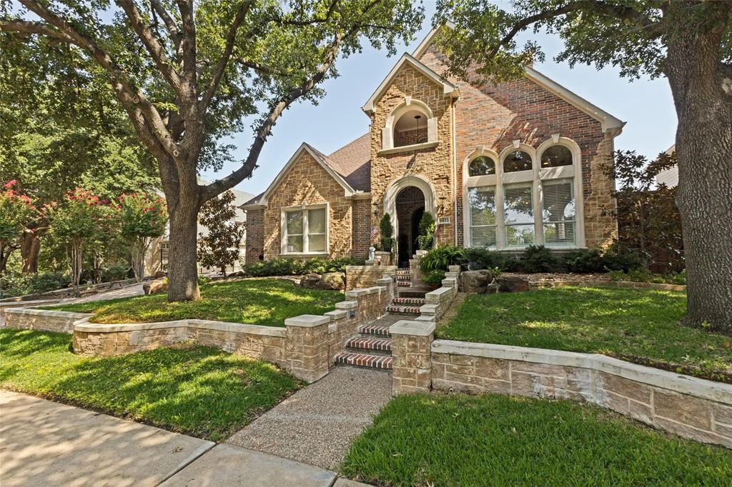 6433 Brandon Court, Plano