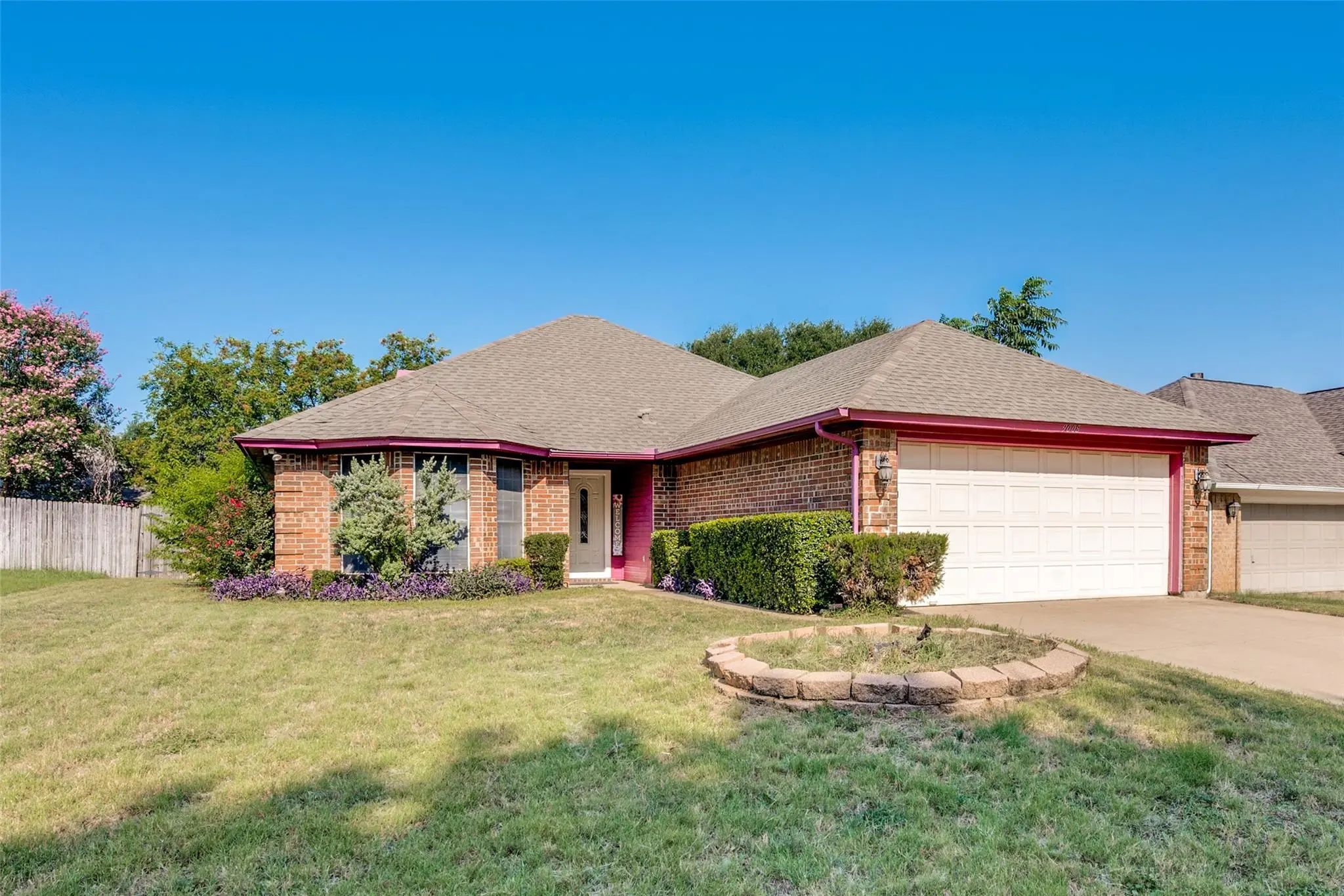 Photo of Listing #21350445