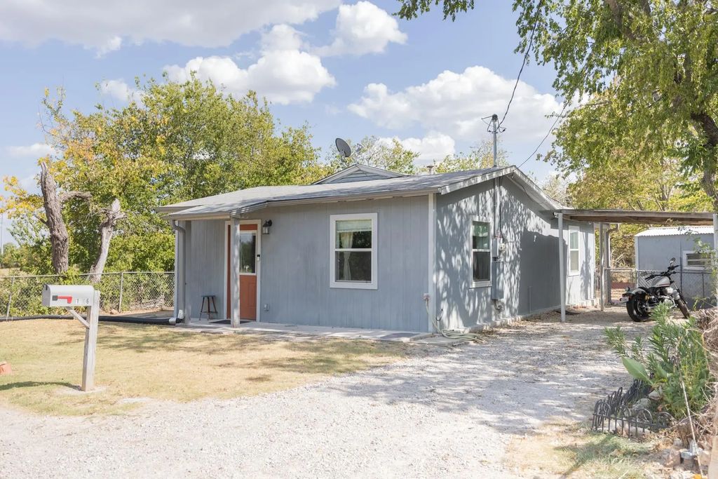 1206 9th Street, Mineral Wells