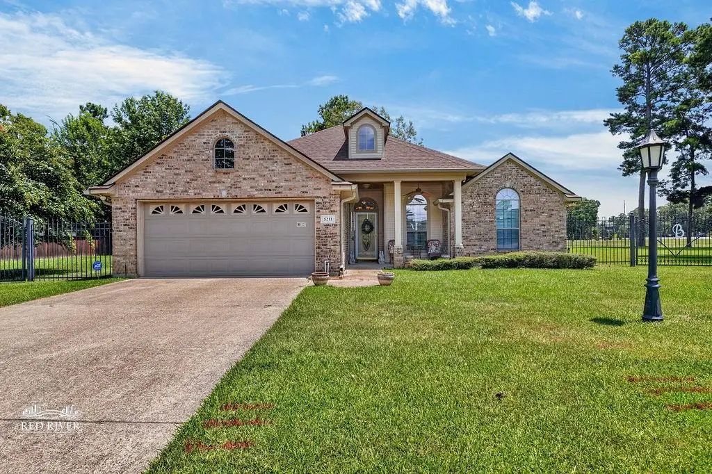 5211 Dalewood Drive, Shreveport