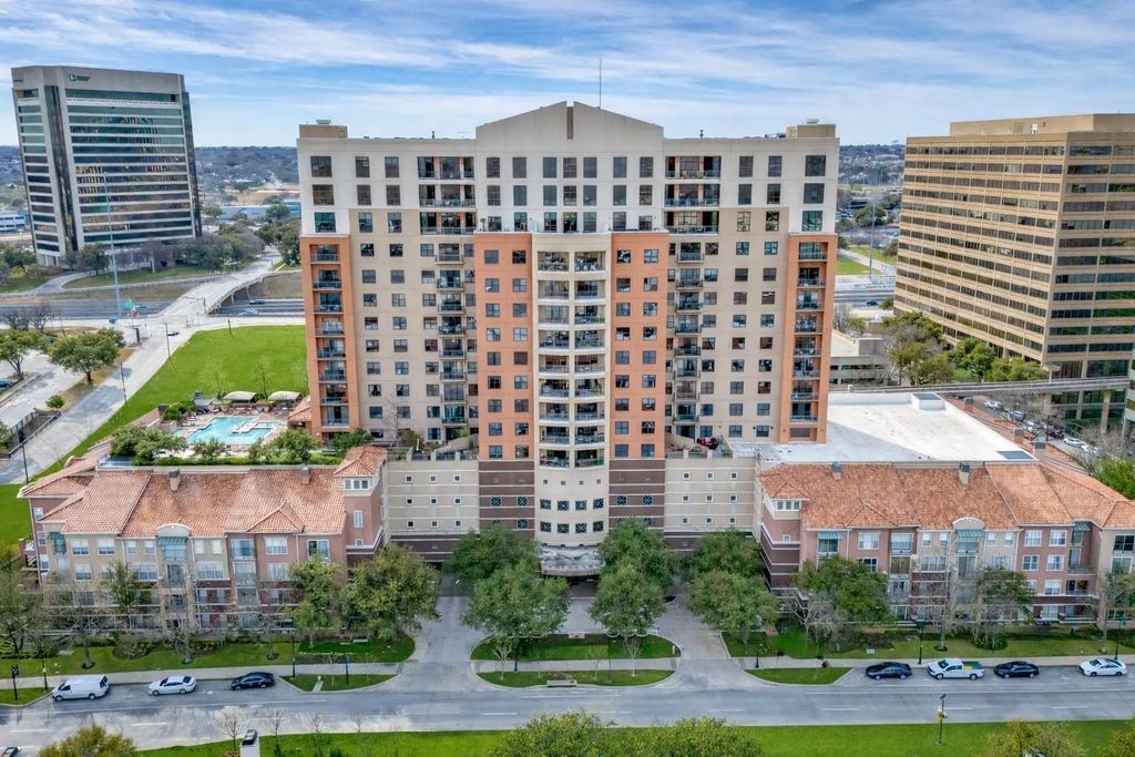 330 Las Colinas Boulevard E 1420, Irving