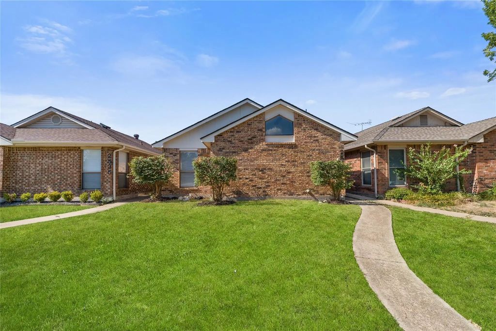 2539 Sunscape Lane, Dallas