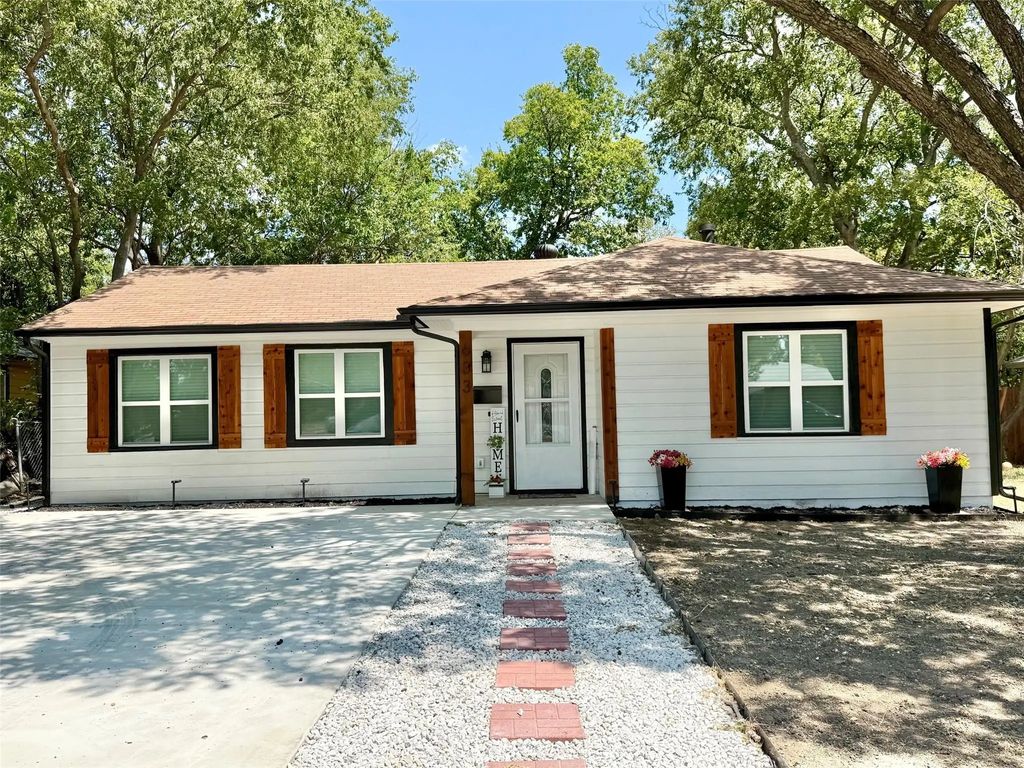 633 Cimarron Trace, Grand Prairie