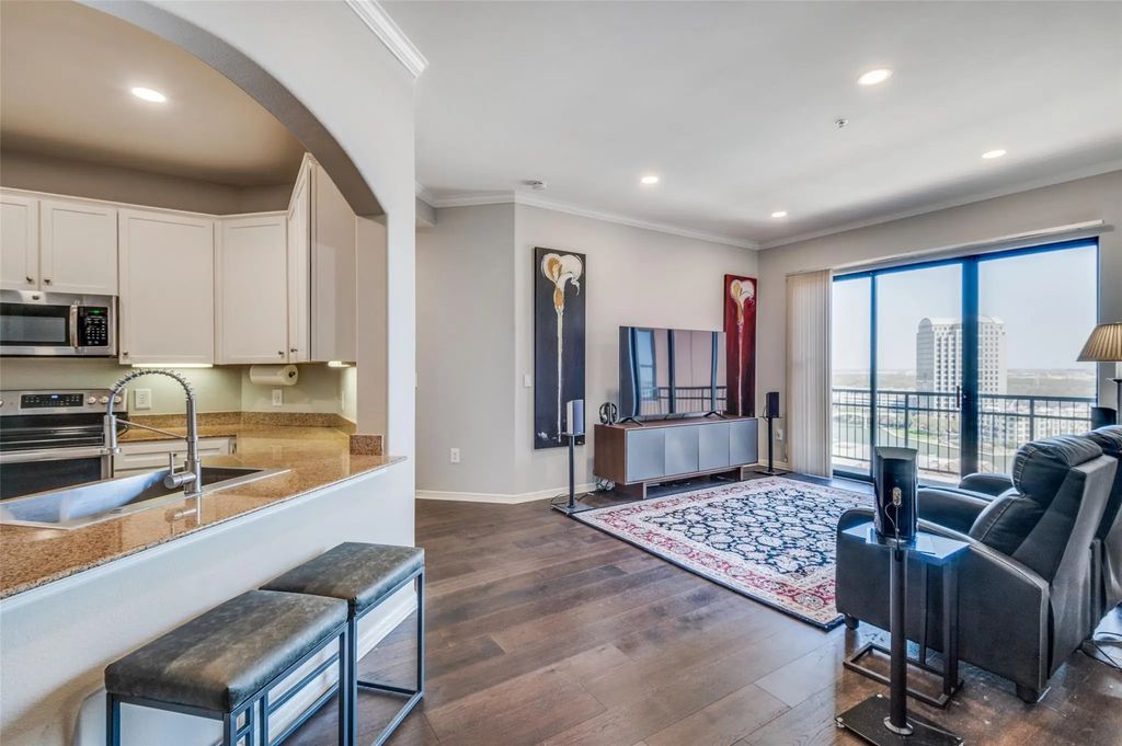 330 Las Colinas Boulevard E 1424, Irving
