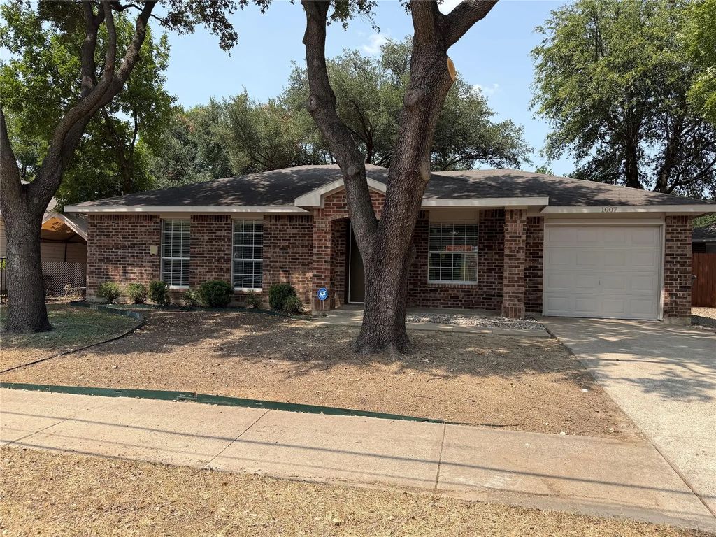 1007 Shaw Street, Dallas