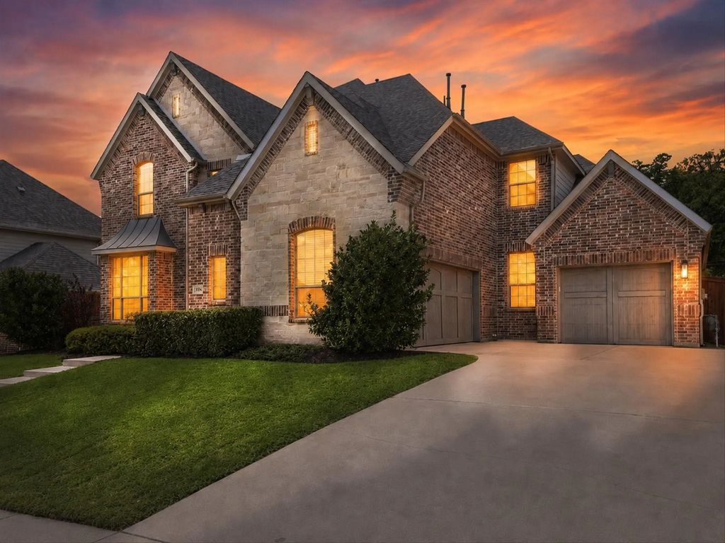 10846 Smoky Oak Trail, Argyle