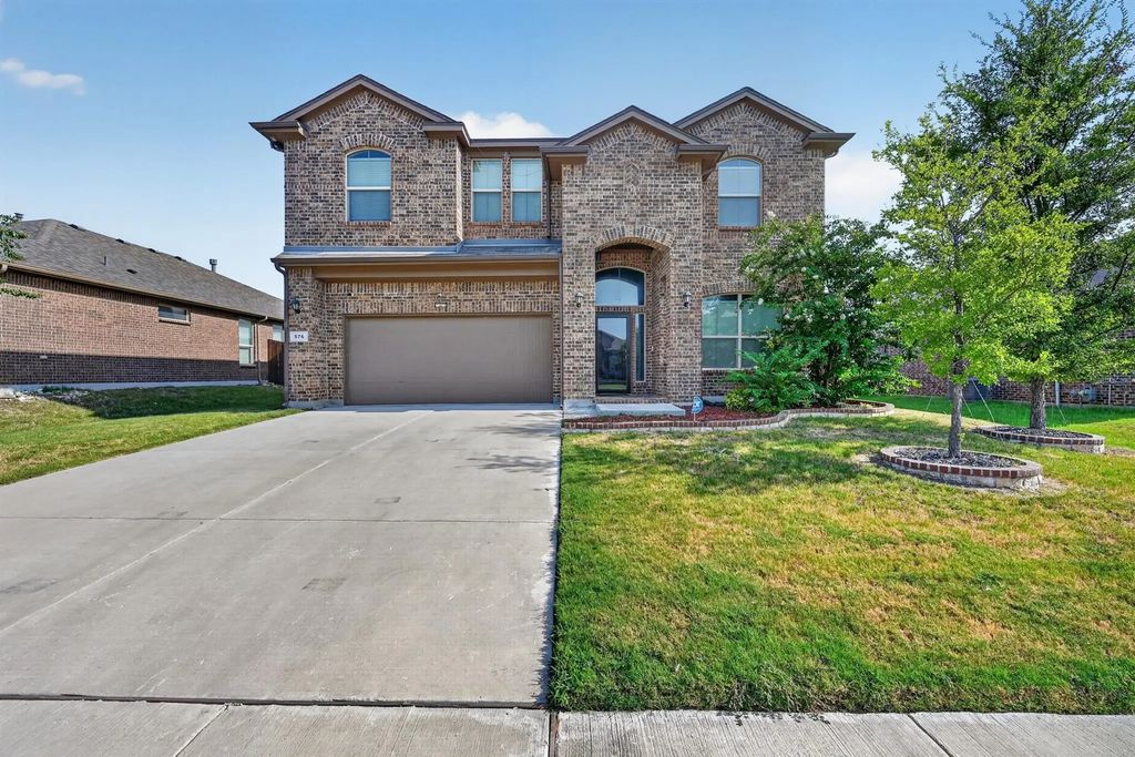 576 Pendennis Drive, Saginaw