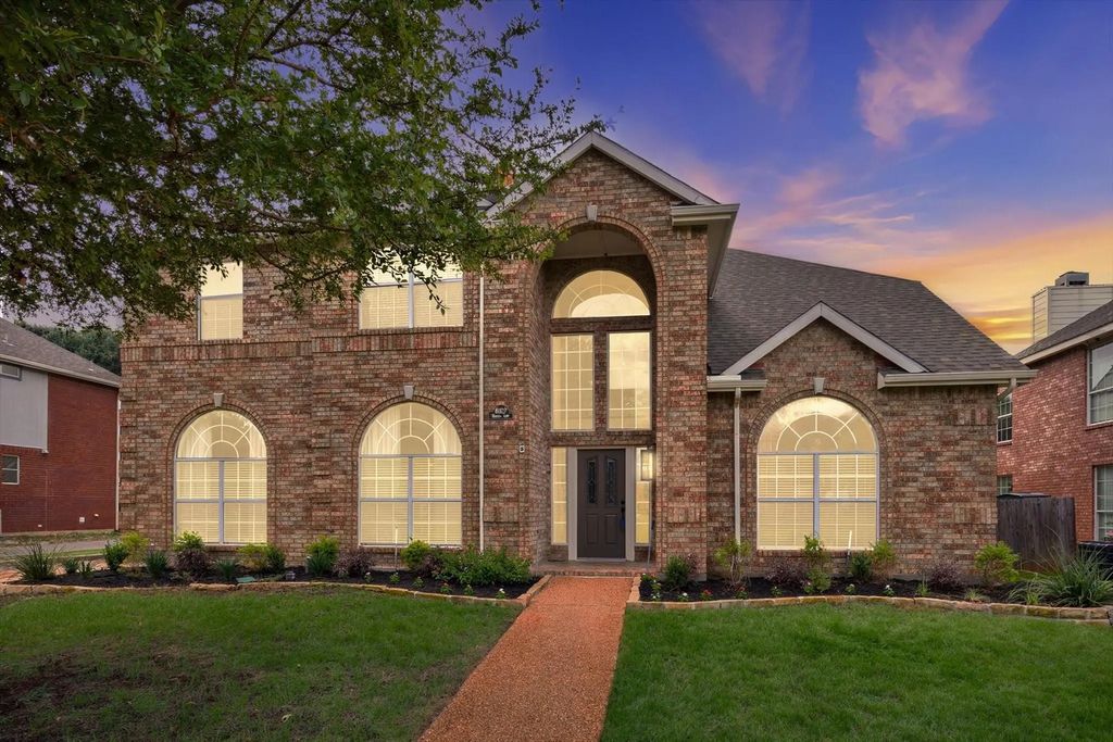 8029 Kristina Lane, North Richland Hills