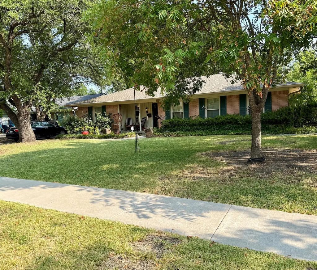 3548 Waldorf Drive, Dallas