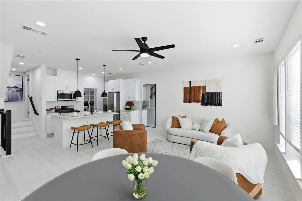 7207 Mohawk Drive 303, Dallas