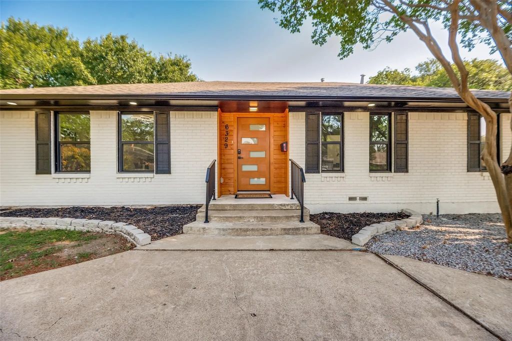 6329 E Lovers Lane, Dallas