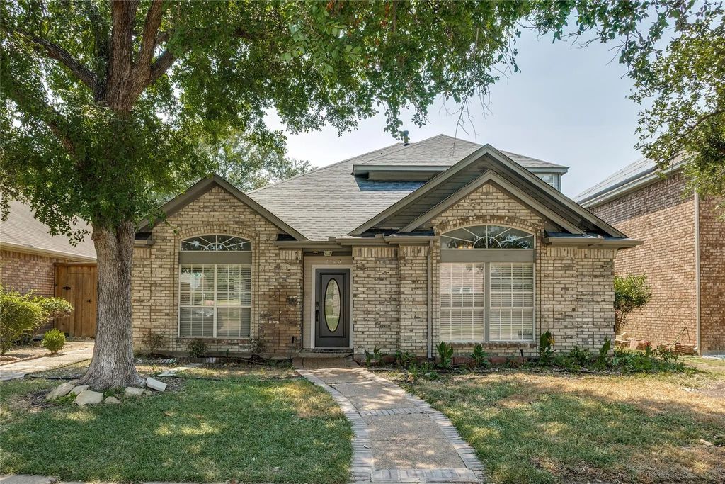 2123 Daniel Way, Carrollton