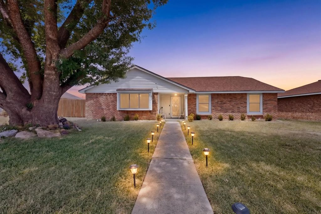 3932 Farrington Street, Mesquite