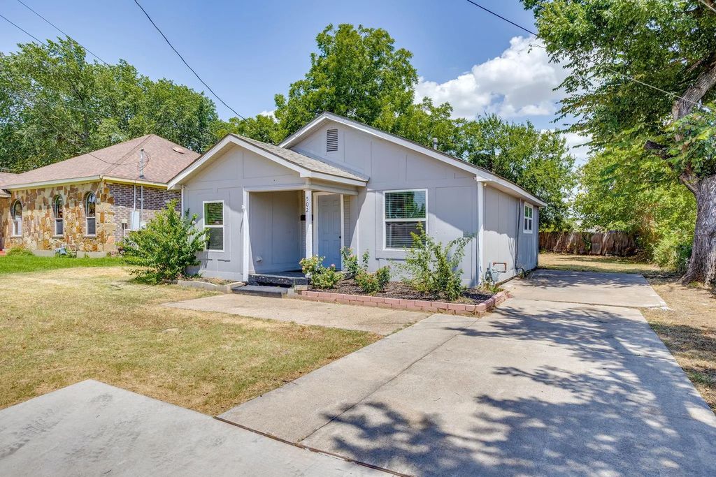 502 N Delaware Street, Irving