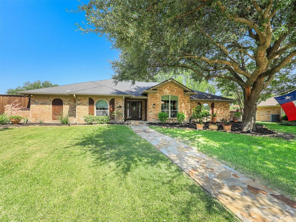 3617 Hackamore Court, Plano