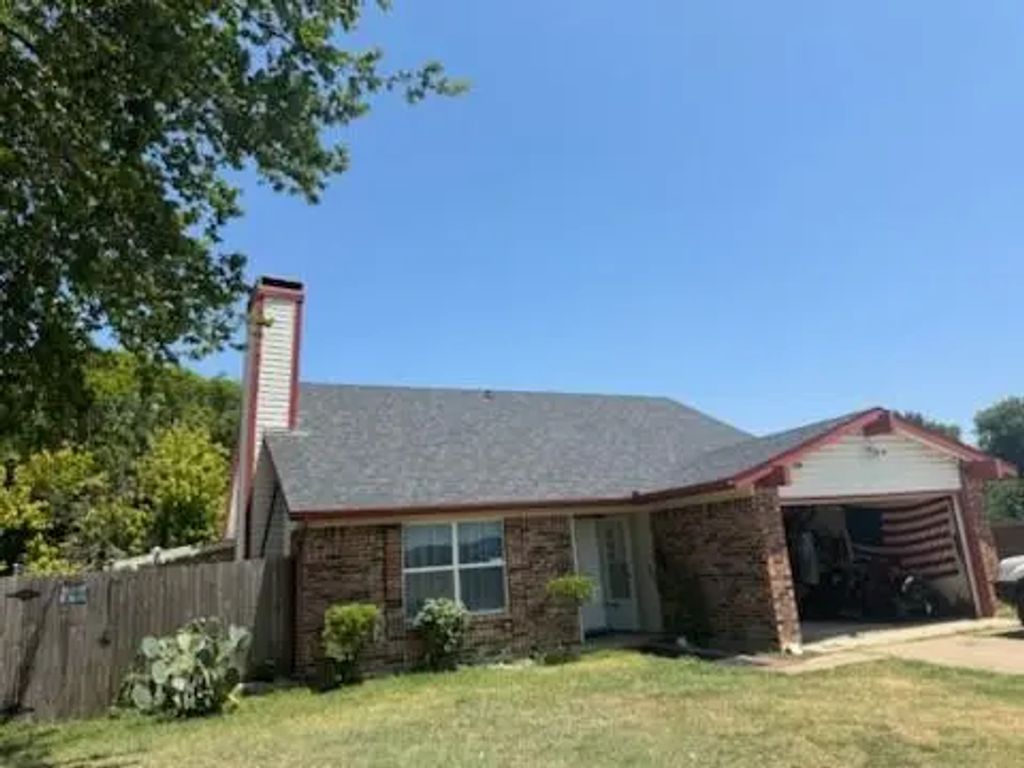 506 E Springdale Lane, Grand Prairie