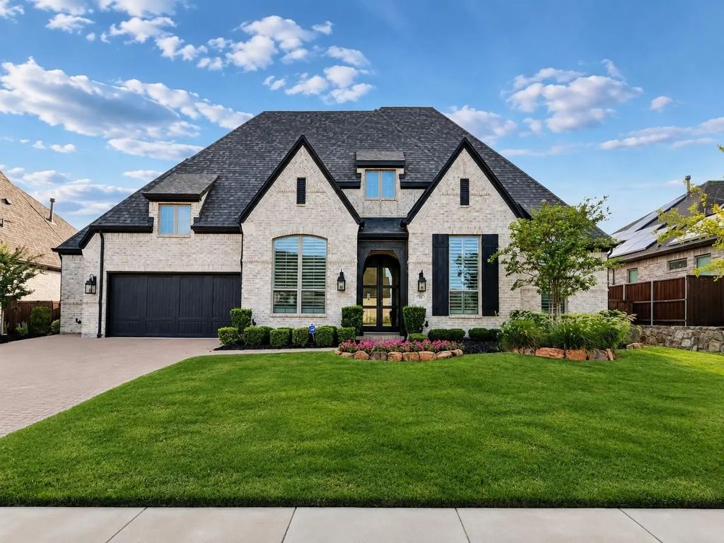 151 Cloverfield Trail, Prosper