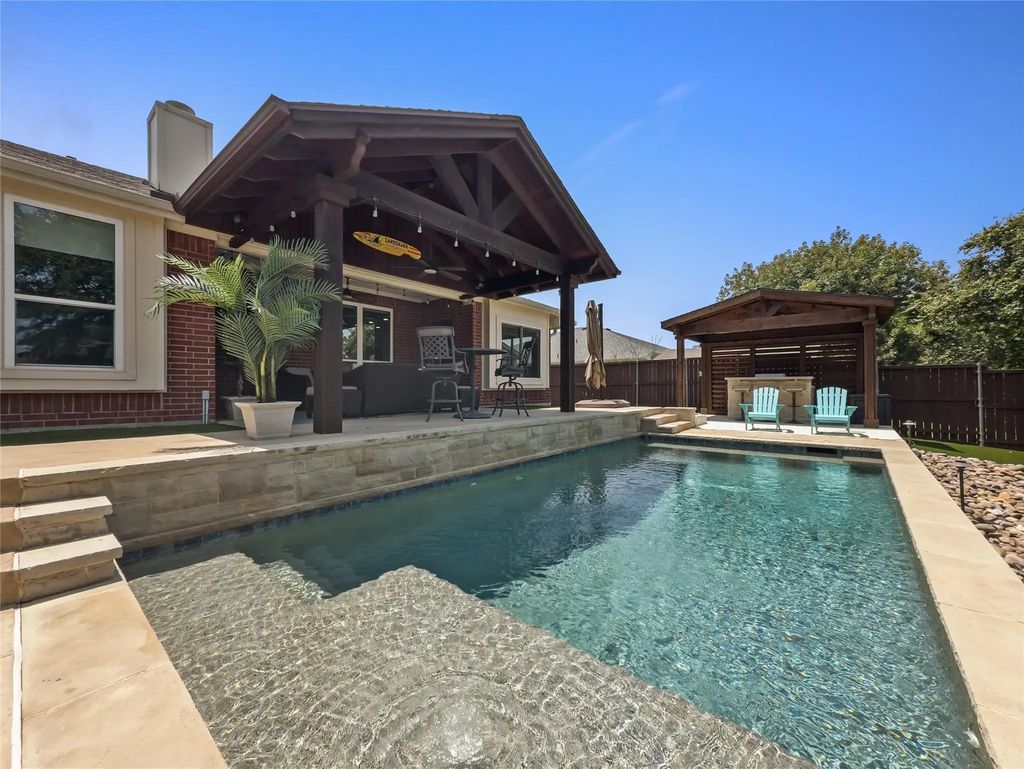 8409 Victory Street, Rowlett
