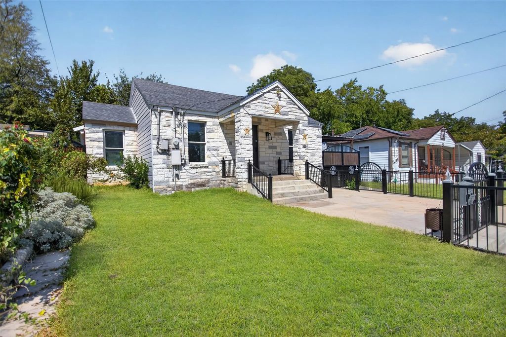 335 Avenue I, Dallas