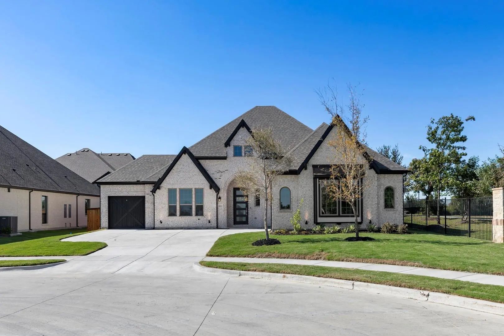 Photo of Listing #21351415