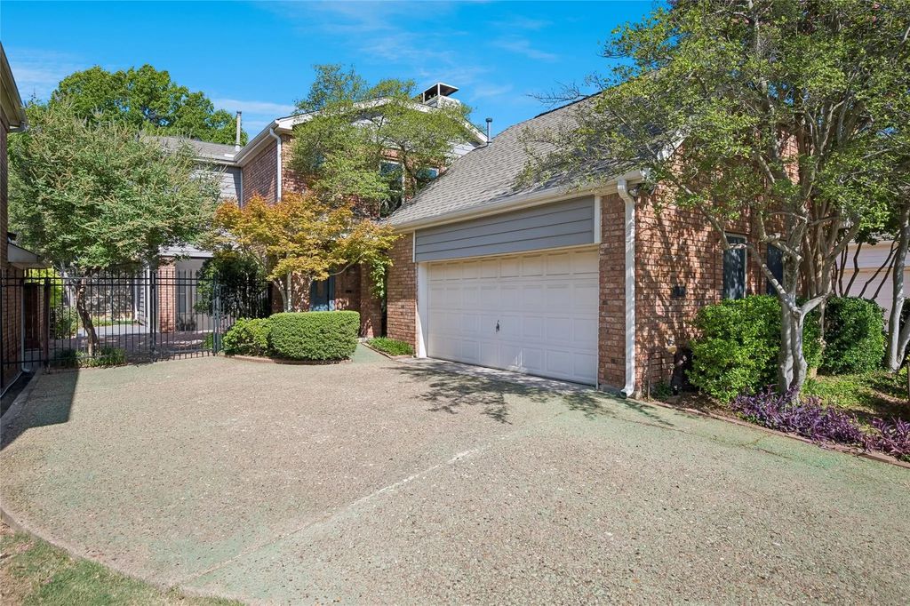 3422 Forest Hills Circle, Garland
