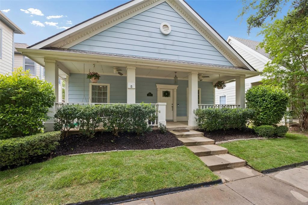 1317 Live Oak Lane, Savannah