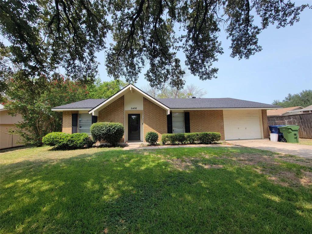 5406 Saddleback Road, Garland