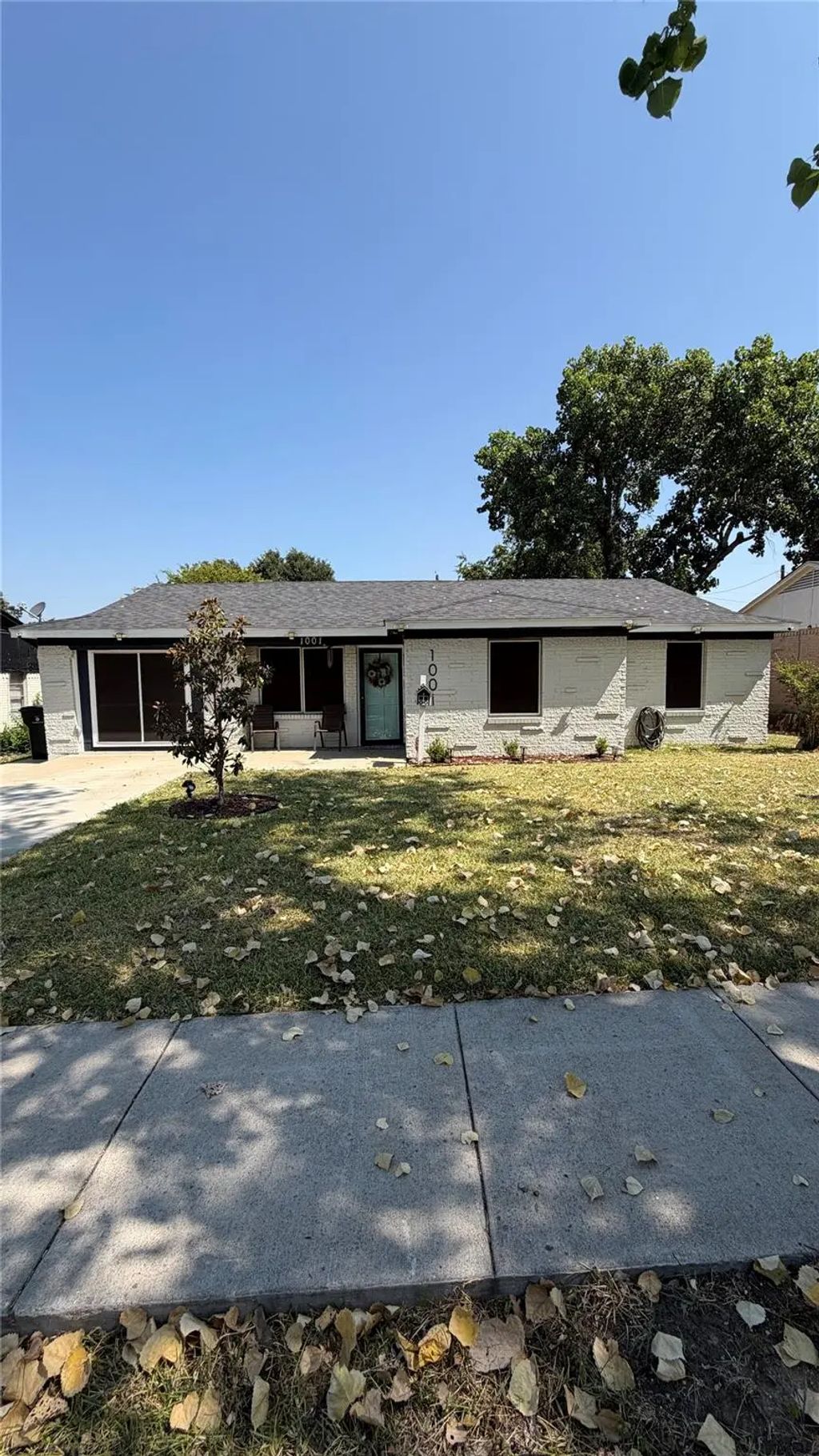 1001 E Linda Drive, Garland