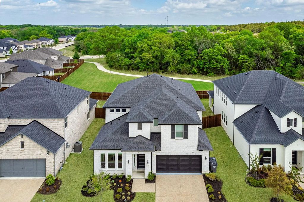 210 Midnight Trail, Melissa