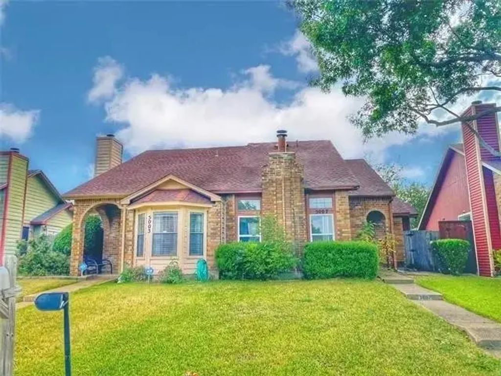 5007 Clover Haven Street, Dallas