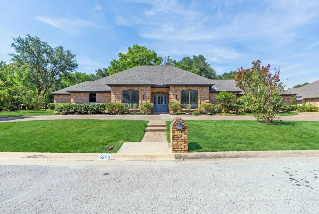 6812 Battle Creek Road, Fort Worth