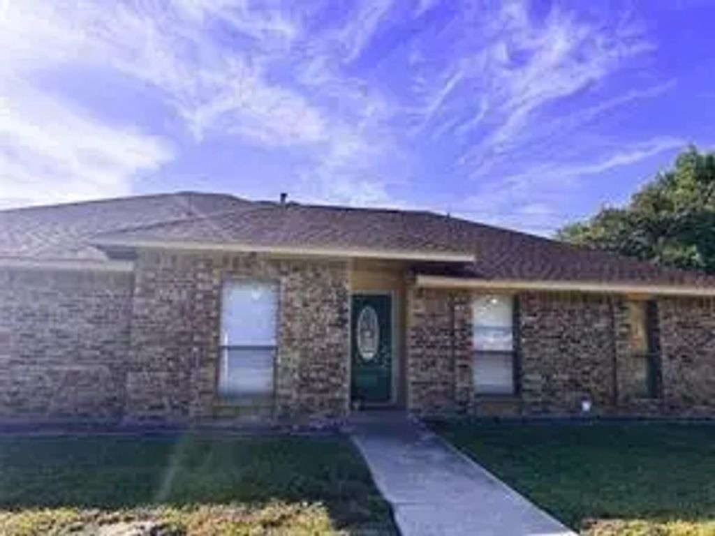 813 Leslie Lane, Coppell