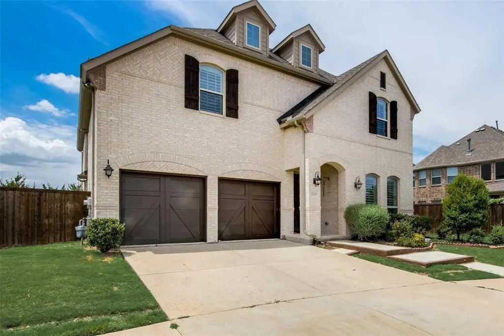2313 Westlake Court, Carrollton