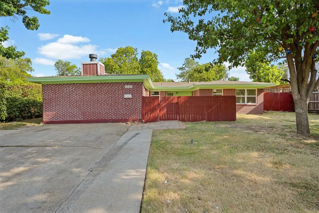 13545 Flagstone Lane, Dallas