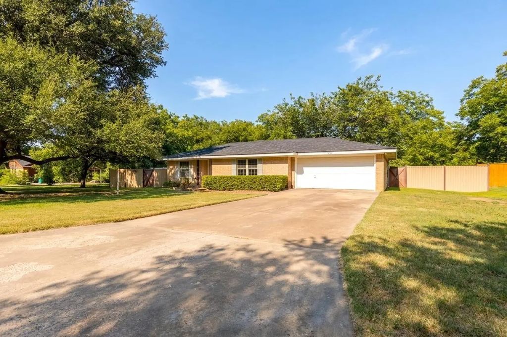 721 S Ammerman Avenue, Eastland