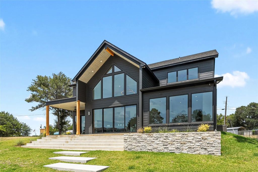 219 Autumn Wood Trail, Gun Barrel City