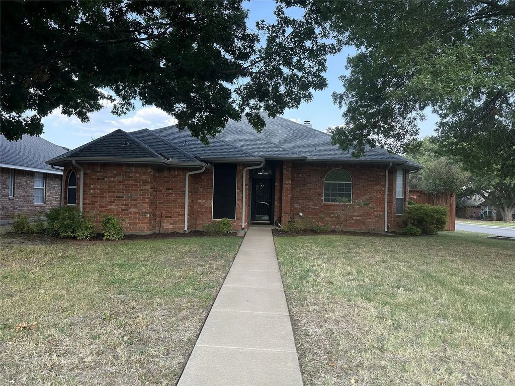 3308 Pheasant Hollow, Denton