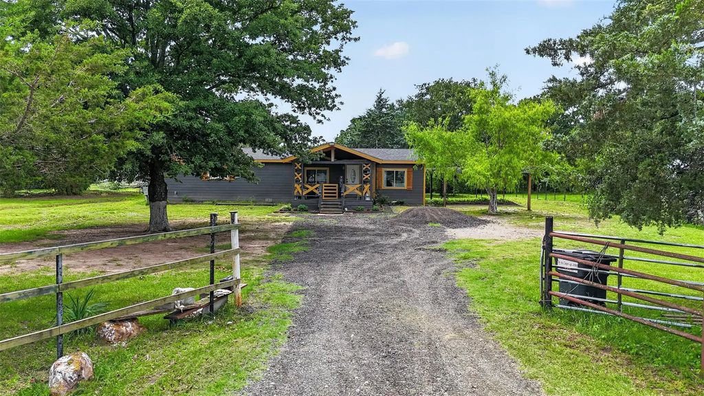 9238 Hays Circle, Quinlan
