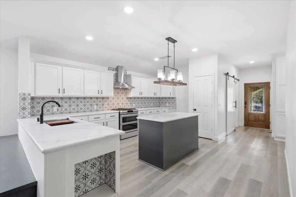 5608 Millers Creek Drive, Argyle
