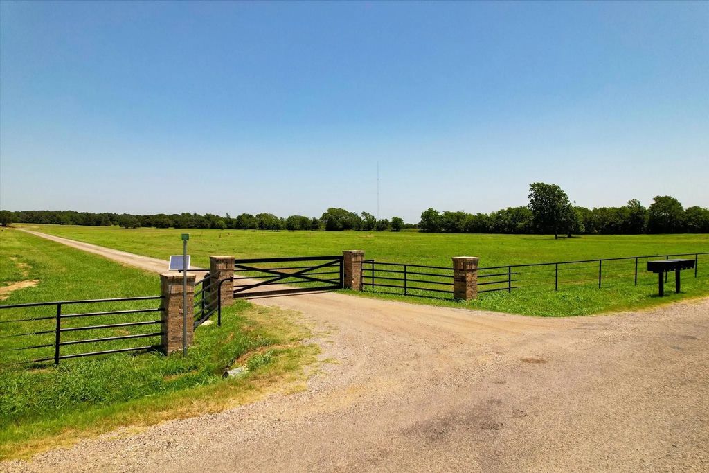 60 Ribbonwood Trail, Collinsville