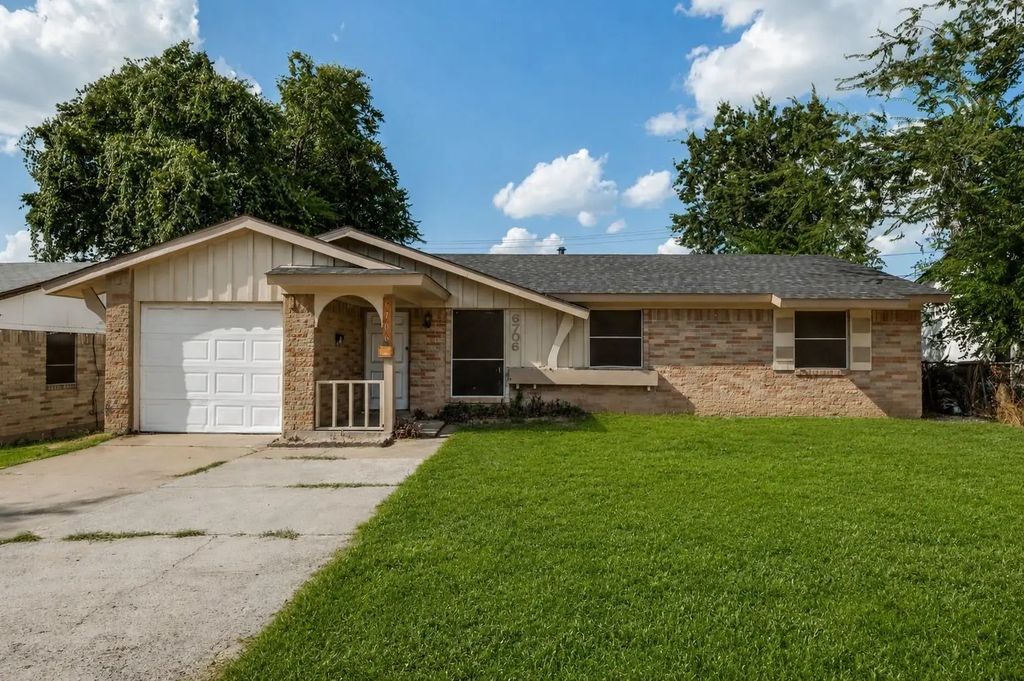 6706 La Grange Drive, Dallas