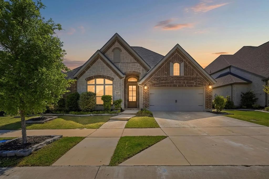 1617 Cygnet Court, Van Alstyne